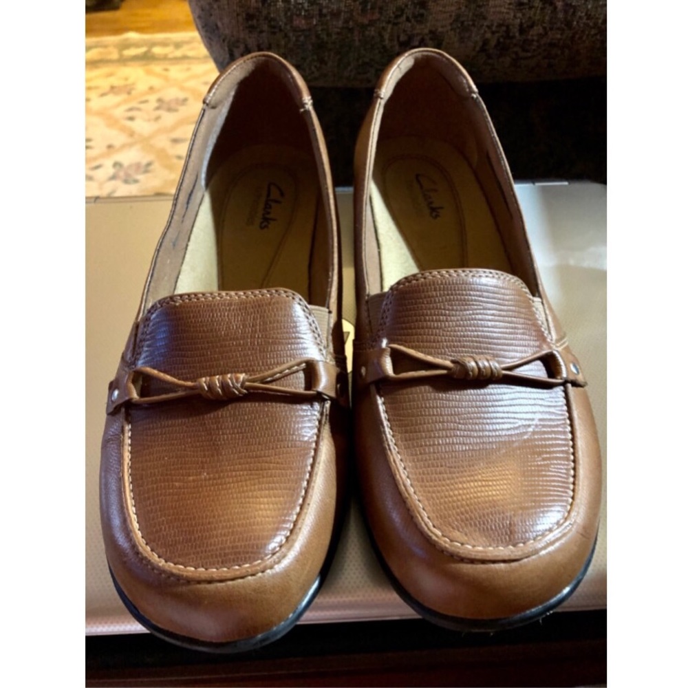 Clark’s Bendables Leather Loafers